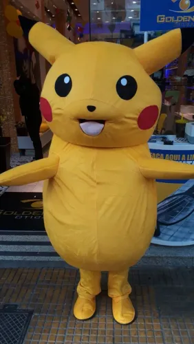 Fantasia Pikachu usada 