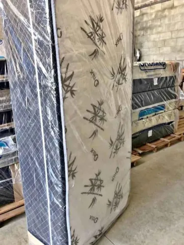 Cama Box de solteiro nova, embalada, com garantia!