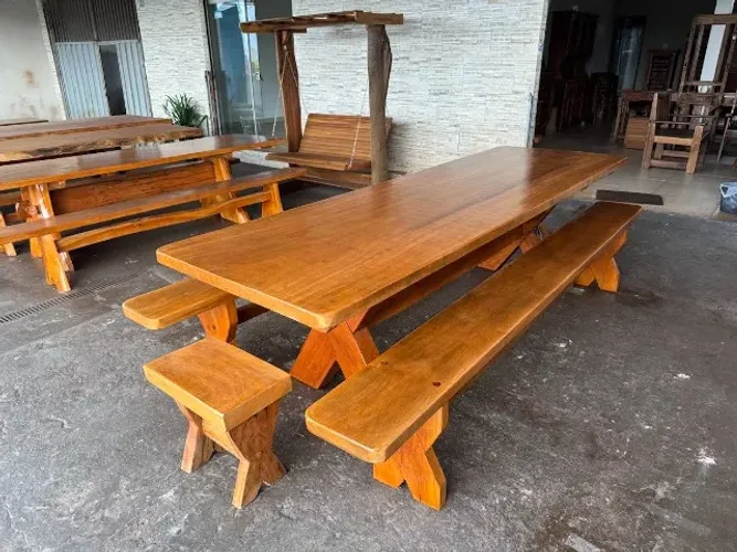 Conjunto de Mesa para churrasco com bancos rústica
