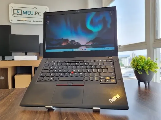 Notebook Lenovo ThinkPad T480 - Core i5 | 8ª geração | 240GB SSD | 8GB DDR4 | 14"