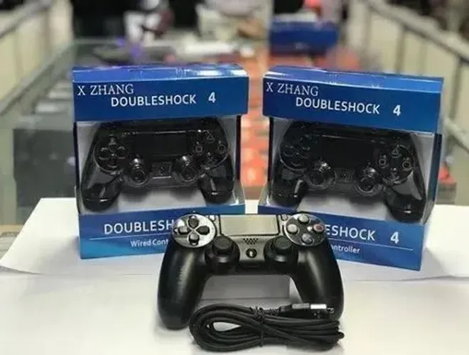 Controle Doubleshock PS4 - Novo e com caixa
