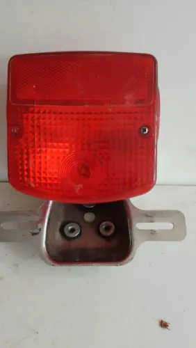 Lanterna traseira Suzuki intruder 125/250 cilindradas 2002/2011