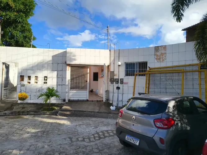 OPORTUNIDADE! Vila com 4 Kitnets e 1 terreno livre no Loteamento Durville no Clima Bom