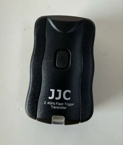 JJC 2.4GHz Flash Trigger Transmitter - Disparador de Flash Sem Fio