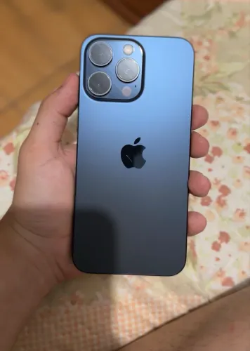 iPhone 15 pro max a venda 