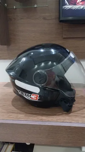 Vendo capacete ProTork SEMINOVO<br>USADO APENAS 1 VEZ <br>* Tamanho 60