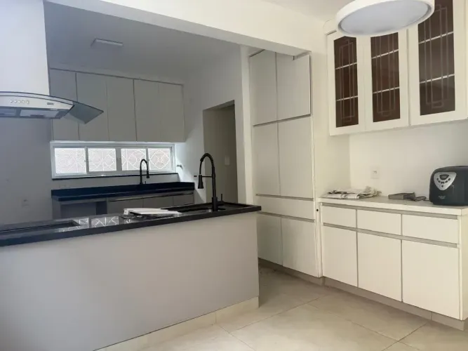 Abaixou Valor - Oportunidade - Sobrado com 3 quartos em Parque Continental - São Paulo - S