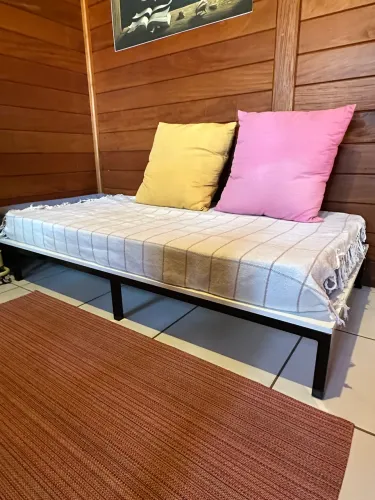 Cama de Solteiro com colchão e base feita sob medida