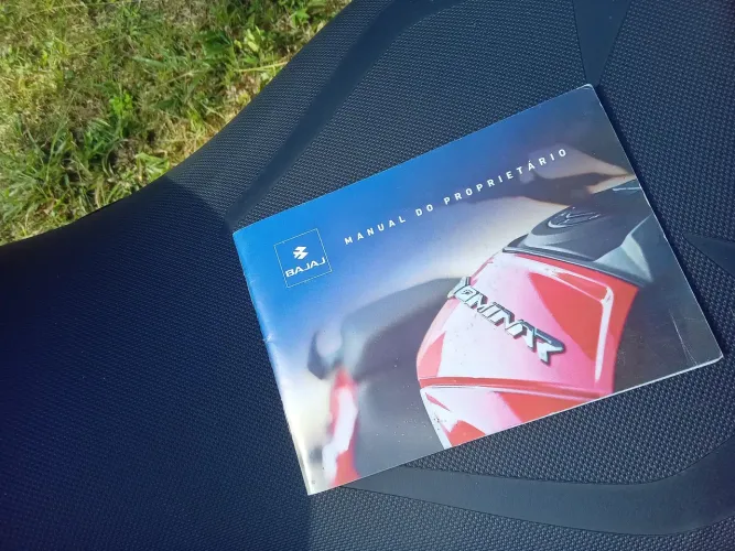 Moto esportiva zerada único dono