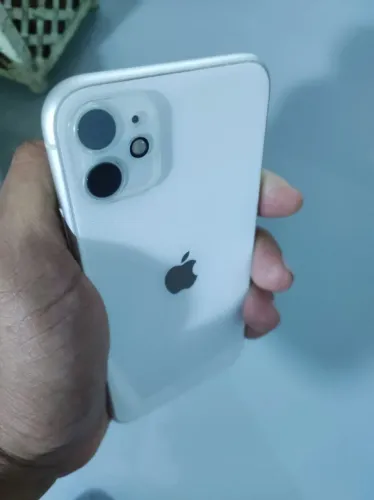 iPhone 11 128GB branco 