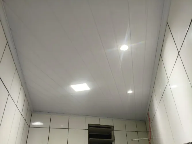 Forros instalados pvc e forros