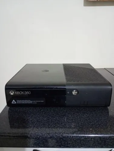 Xbox 360 completo c/Kinect e jogos originais