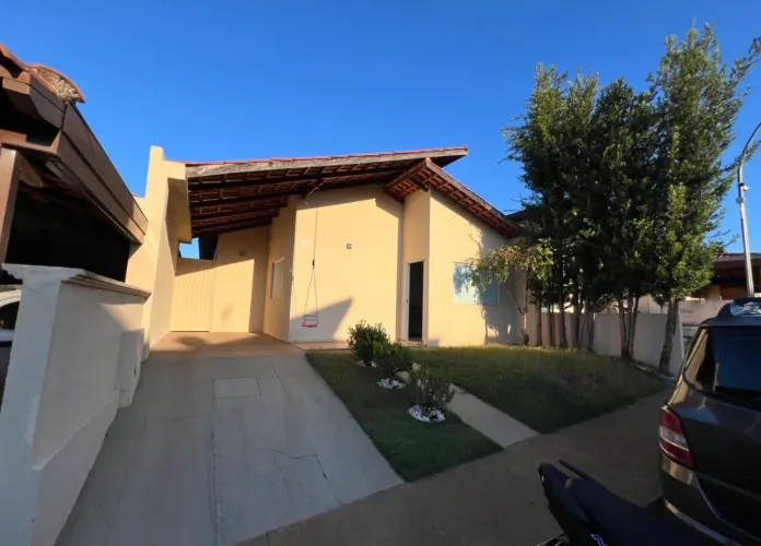 Casa condomínio residencial ipê 