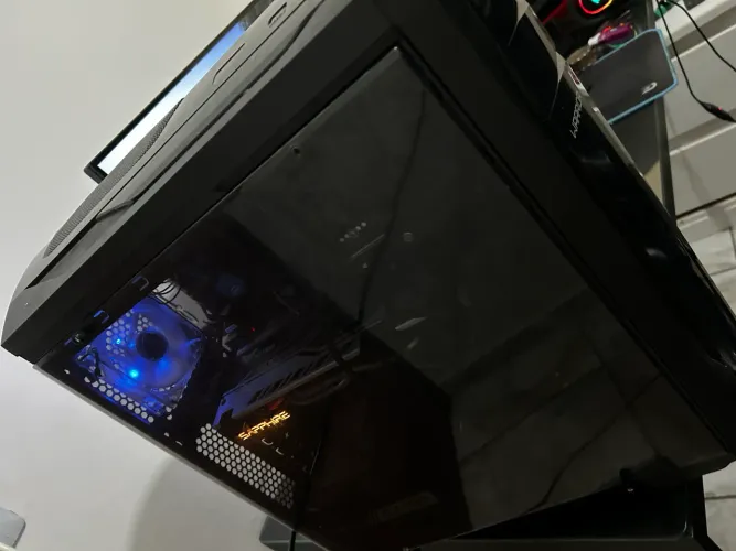 PC GAMER i5 7400 +RX580 + 8GB DDR4 + SSD + HD + Fonte Corsair 550w + Gabinete Warrior
