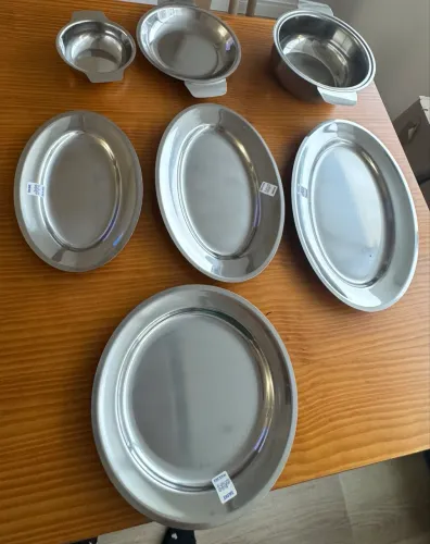 Conjunto de Travessas e Tigelas de Inox - 7 Peças - Nunca Usadas