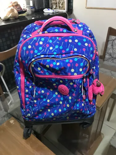 Mochila Kipling com rodinhas