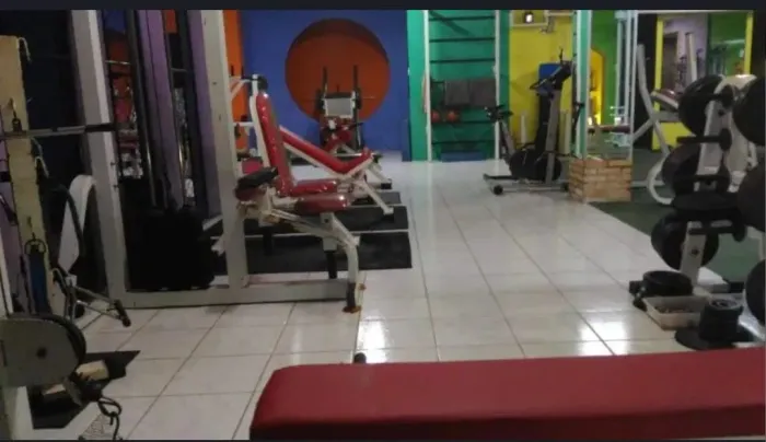 Vende -se academia de musculação completa