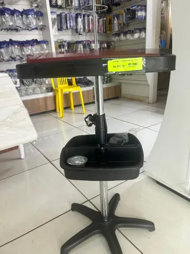 Carrinho auxiliar 