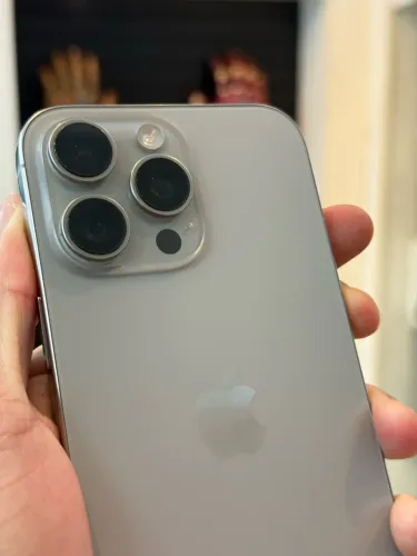 IPhone 16 Pro Max 256GB - com garantia
