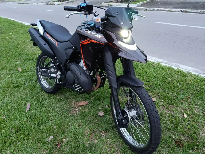 XTZ Lander 250 Atacama Brown - Nova!