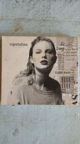 CD da Taylor Swift - álbum reputation