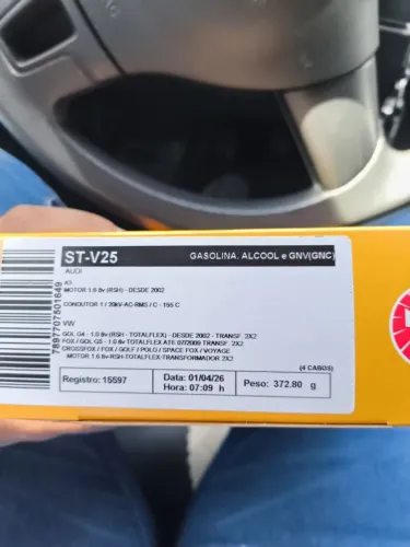 Bobina de ignição e cabos de velas ngk. Preço a negociar