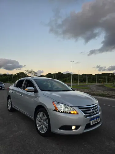 Nissan Sentra SL 2.0/ 2.0 Flex Fuel 16V Aut. 2014