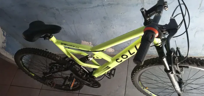 Vende-se essa bicicleta colli GPS