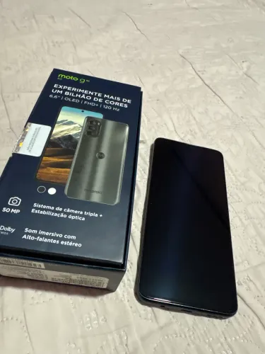 MOTO G. 82. 