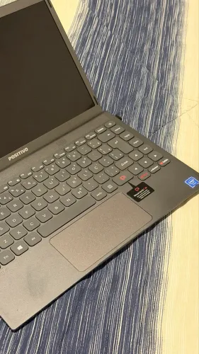 Notebook Positivo 