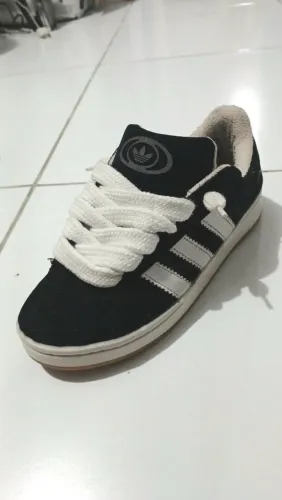 Tênis Adidas campus 
