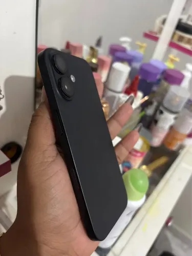 iPhone 16