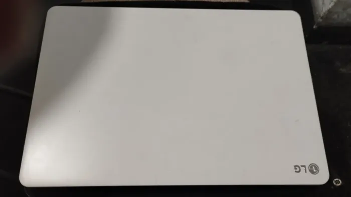 Nootbok LG modelo 14u390