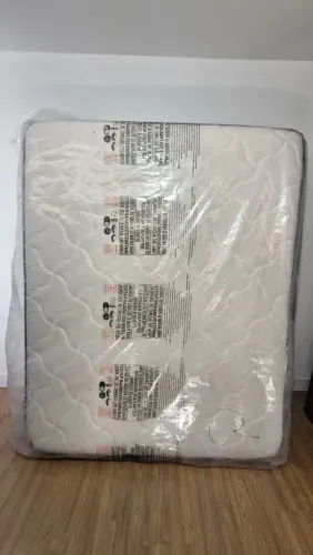 Cama Box Queen Size + Colchão Molas Ensacadas (Excelente Estado)