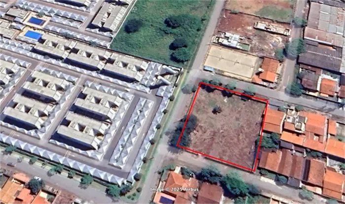 Área St. Perim Total de 2.652 m2 Sendo 7 Lotes