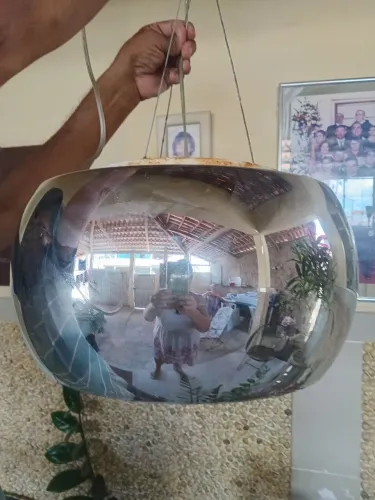 Luminárias de teto.