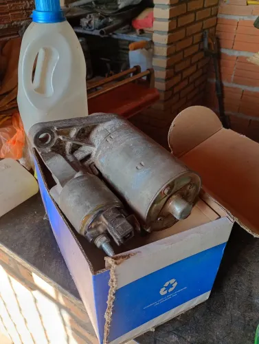 Motor de partida original do Fox plaine.  2011