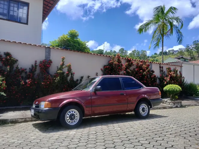 Ford Verona LX 1.8 (modelo Antigo) 1992