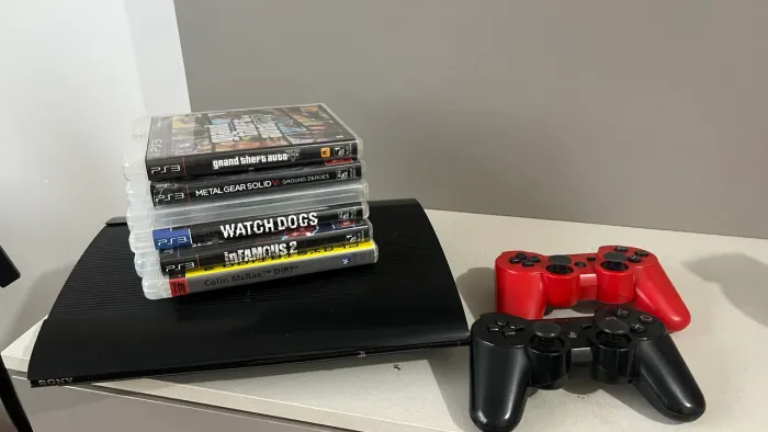 PLAYSTATION 3 SUPER SLIM DESBLOQUEADO