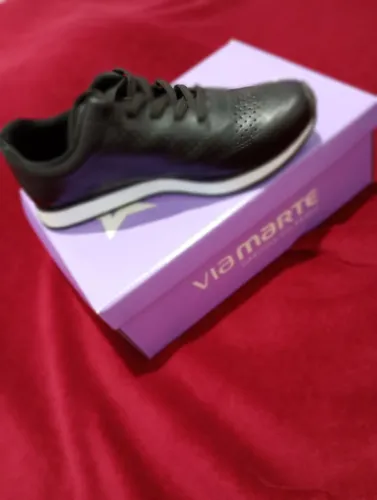 Tênis feminino 37