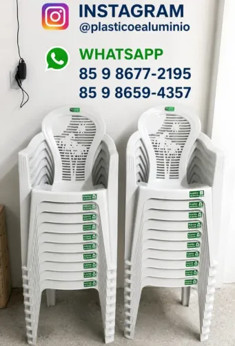 Cadeira de Plástico com Braço reforçada Poltrona plástica Forplast