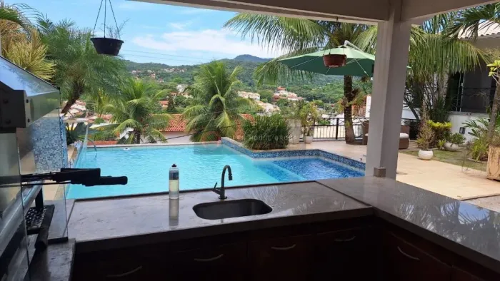 Open House vende Casa em Pendotiba, 4 quartos no Condomínio Village Pendotiba
