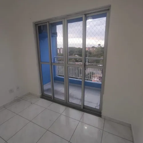 Alugo apto no Condomínio Villa das Flores