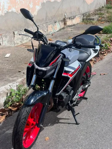 FAZER 250 2025