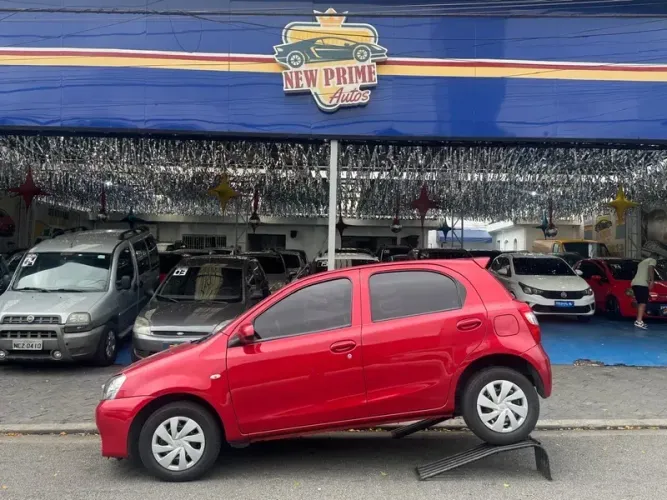 Toyota Etios 1.3 Flex 16V 5P Mec. 2018