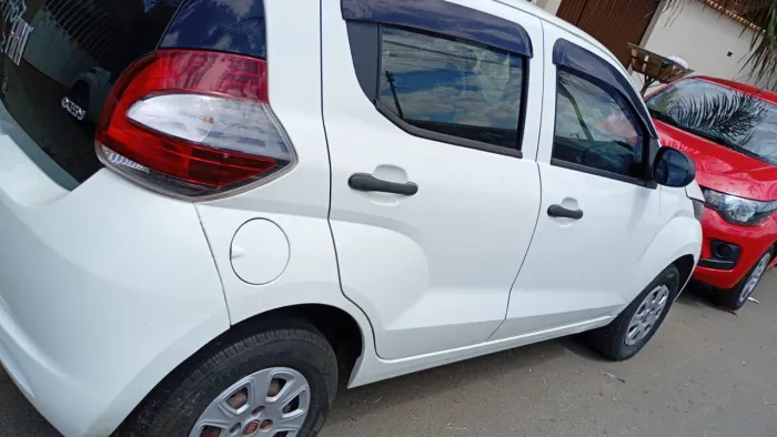 Fiat Mobi Easy ON 1.0 Fire Flex 5P. 2017