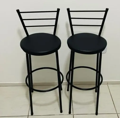 2 banquetas altas com encosto p/ balcão, bistrô, cozinha Americana