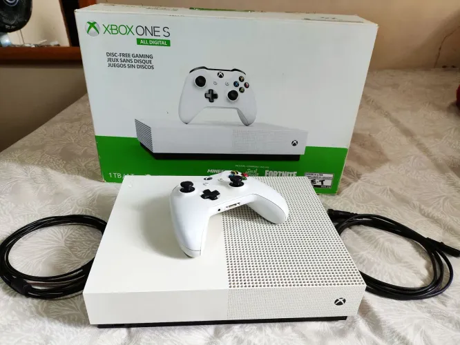 Xbox One S All Digital 1TB + Controle Original + Caixa