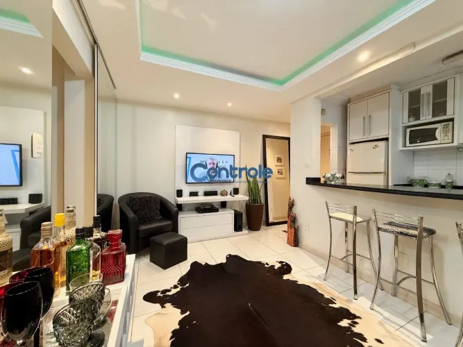 Apartamento com 02 dormitórios no Jardim Atlântico, em Florianópolis/SC!