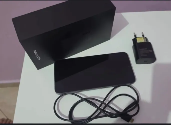 Galaxy S24 Plus seminário novo 256Gb